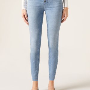 Super Skinny Buttoned Jeans